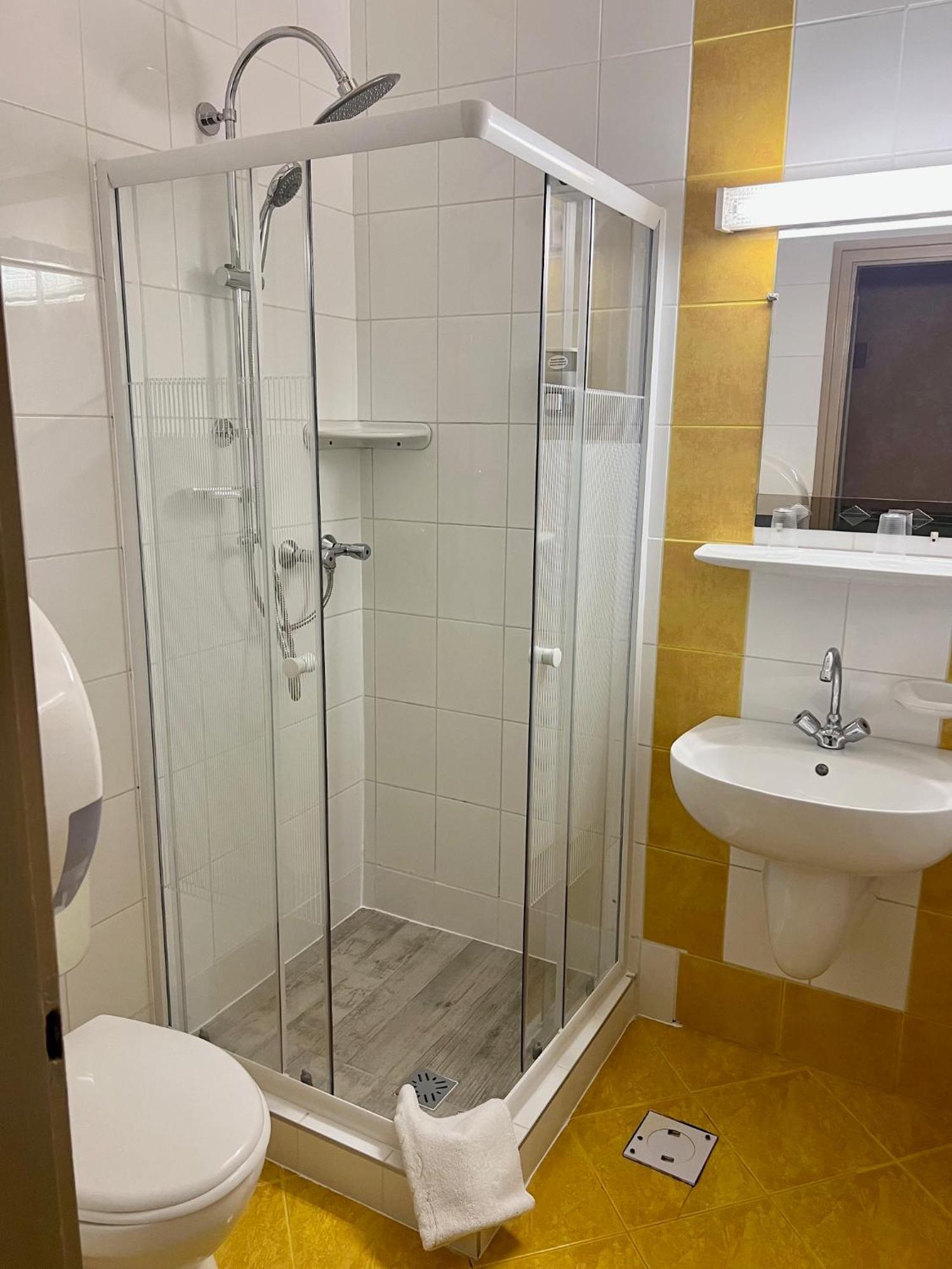 Piknik Wellness Hotel Siófok Esterno foto